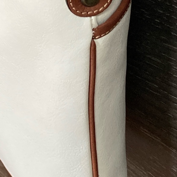 New Delane Canada White & Cognac Leather Bag Long Adjus…NWOT - Picture 5 of 10